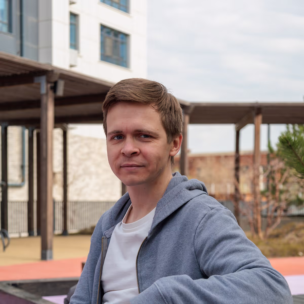 Юрий Попов